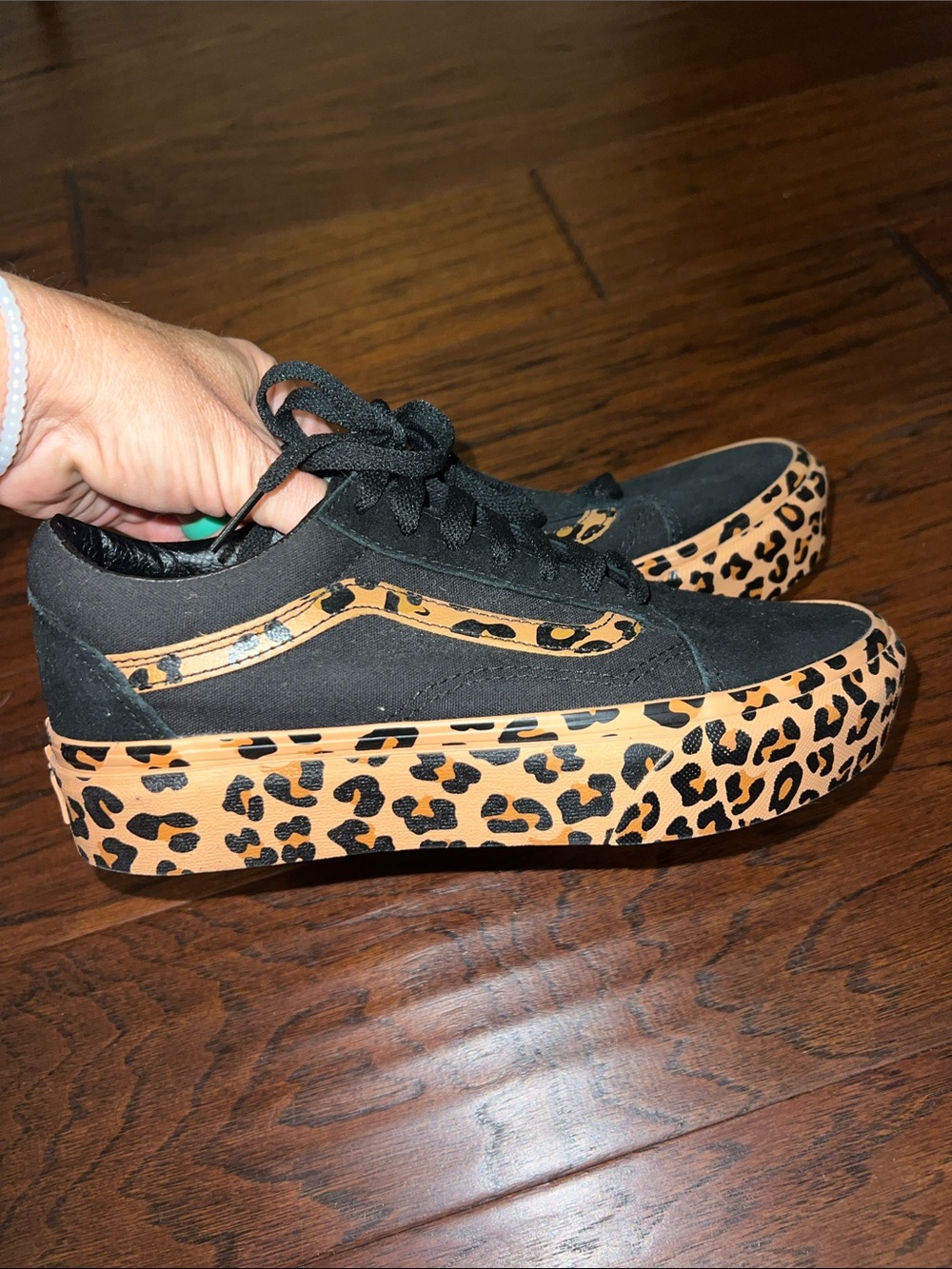 NWOT Leopard Old Skool VANS!! Black Suede Skate Shoes with Leopard Sole 5.5M, 7W - Picture 4 of 10